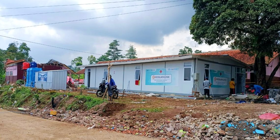 Gelar CSR, WEGE Bangun Klinik Darurat Modular di Cianjur serta PAUD Modular