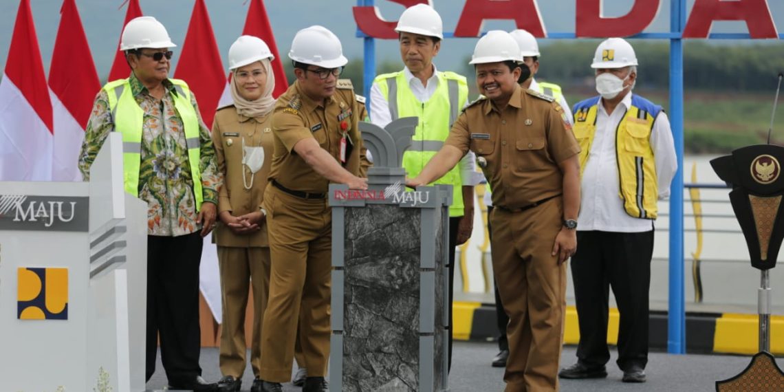 Presiden Jokowi Resmikan Bendungan Sadawarna, Tingkatkan Produksi Lumbung Pangan  Jawa Barat
