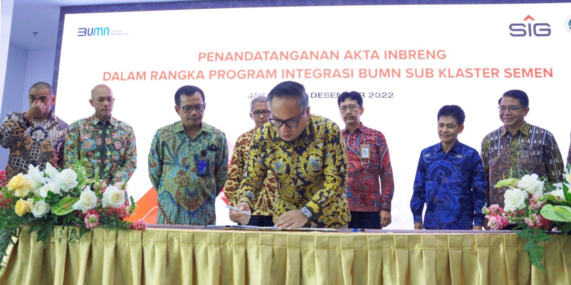 Pemerintah Resmi Alihkan 75,51 Persen Saham Semen Baturaja ke SIG
