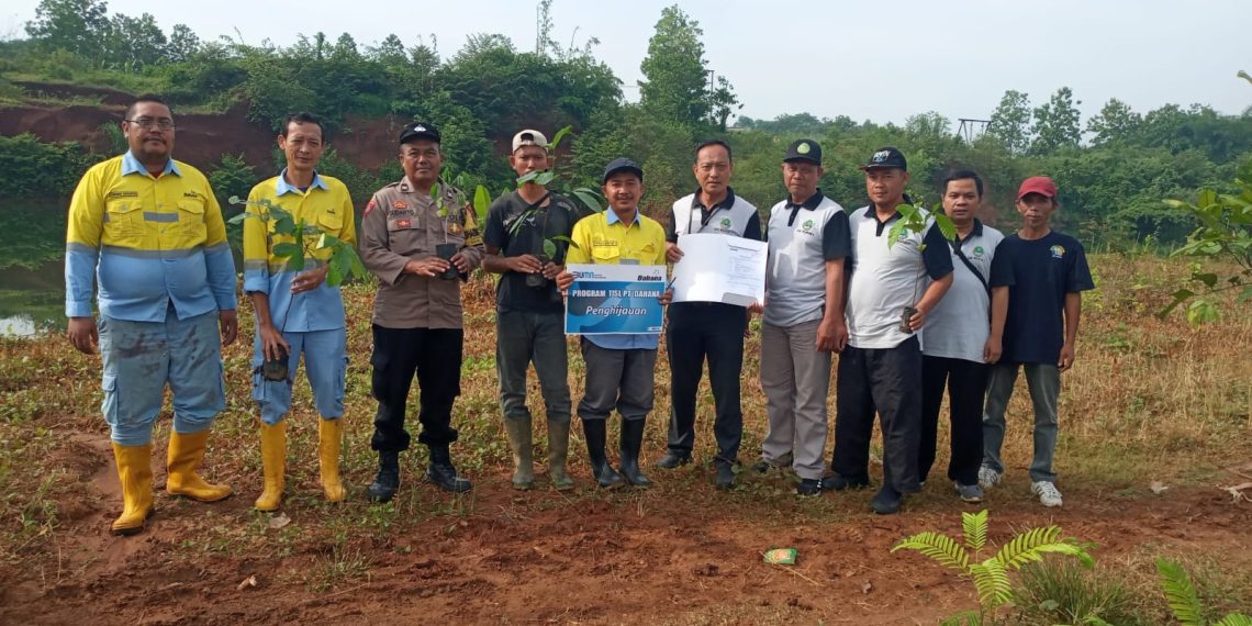 DAHANA Tanam 1.000 Pohon di Lahan Eks Galian Pasir