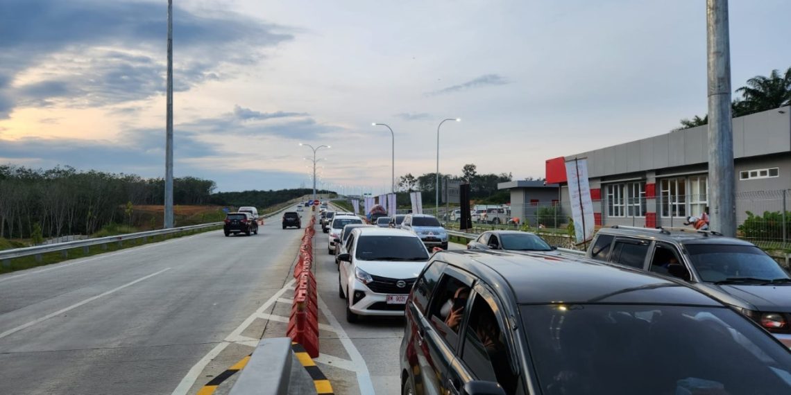 Setengah Juta Lebih Kendaraan Melintasi Tol Pekanbaru-Bangkinang & Bengkulu-Taba Penanjung