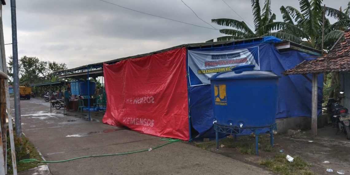PUPR Kerahkan Bantuan Sarpras Sanitasi di Lokasi Banjir Kudus dan Wajo