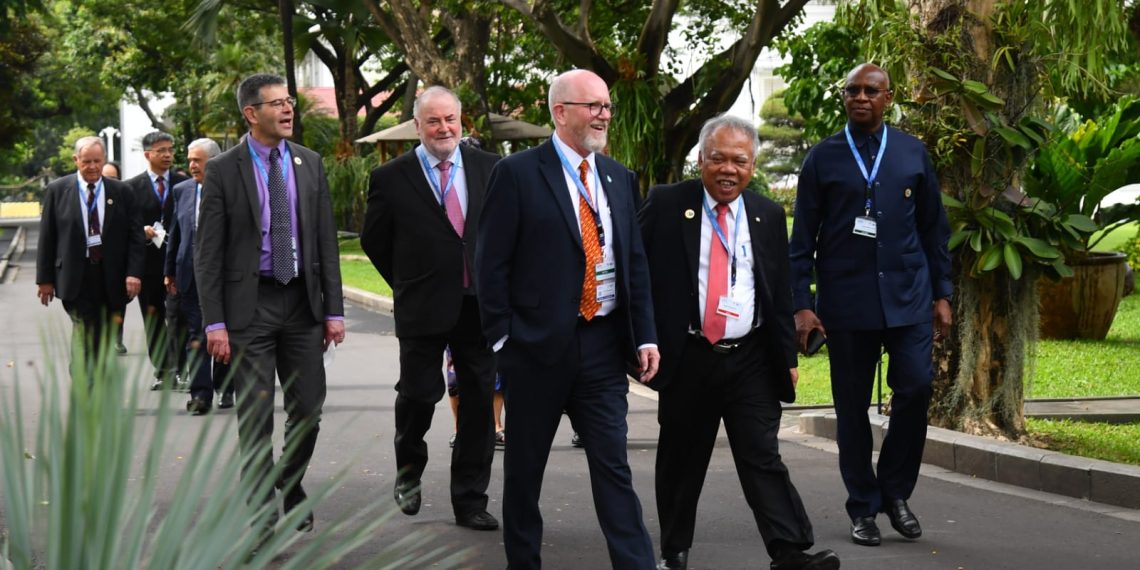 Presiden Jokowi Terima Delegasi World Water Council di Istana Merdeka