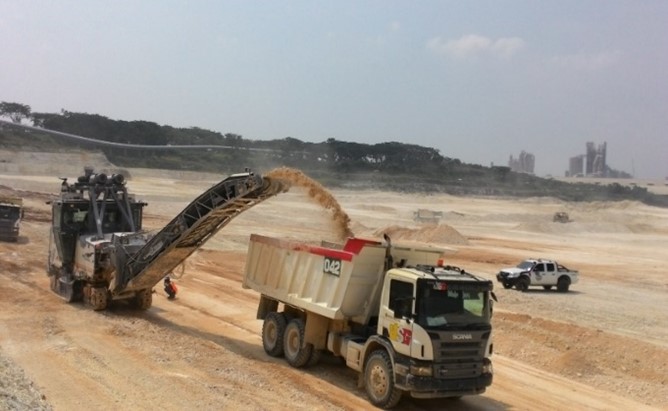 Lakukan Inovasi, Ini Keunggulan Teknik Surface Mining di Pabrik SIG