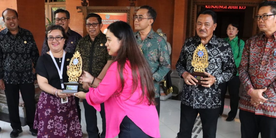 Kopitu dan Pemkot Denpasar Melepas Tenaga Kerja ke Australia