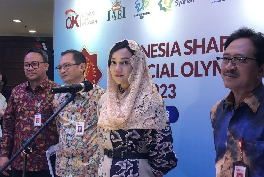 OJK Dorong Peningkatan Literasi Keuangan Syariah