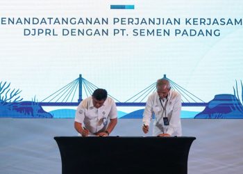 Melalui Nabuang Sarok, Semen Padang Gandeng Kementerian KKP Atasi Sampah Laut