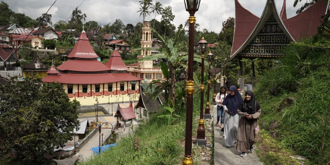 PUPR Rampungkan Penataan Desa Terindah Nagari Tuo Pariangan dan Lapangan Cindua Mato