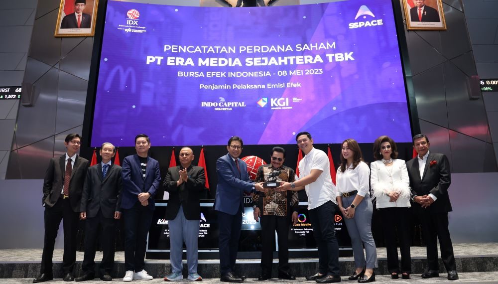 Kantongi Rp155 Miliar dari IPO, DOOH Resmi Listing di BEI Jadi Emiten ke-36