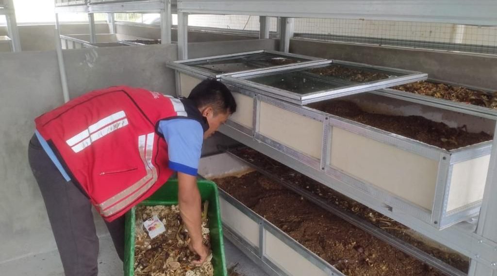 Hutama Karya Raih Tiga Penghargaan TJSL Award 2023