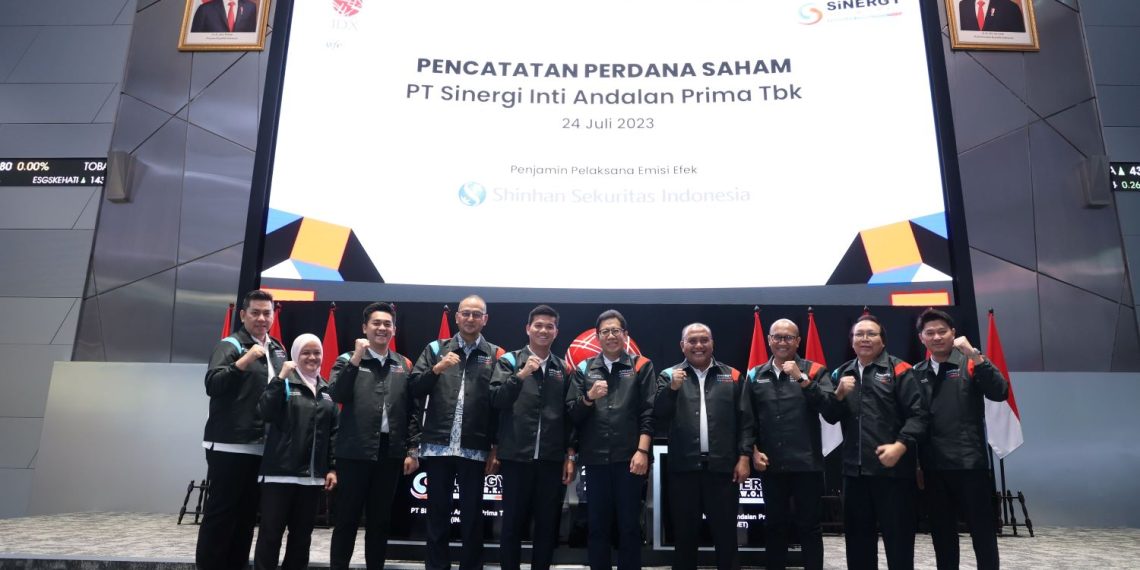 Positif di Perdagangan Perdana, IPO INET Kantongi Dana Segar Rp151 Miliar