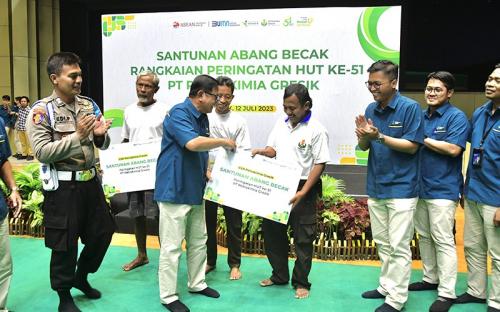 Rayakan Ultah, Petrokimia Gresik Gelar TJSL Senilai Rp 1,4 Miliar