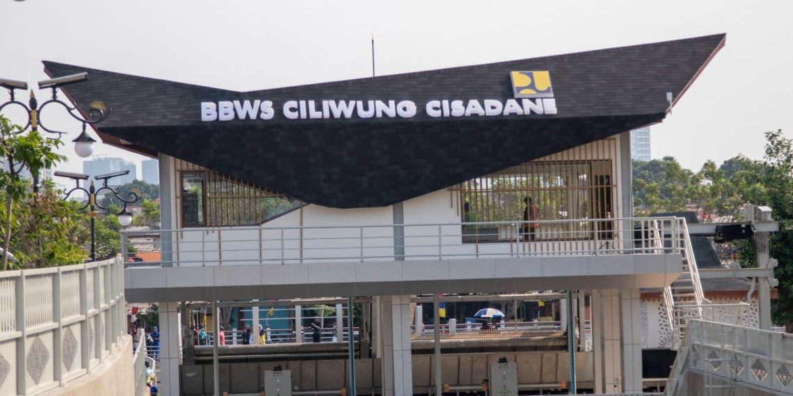 Presiden Jokowi Resmikan Sodetan Ciliwung 1.2 Km
