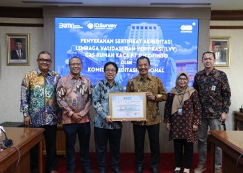 KAN Serahkan Sertifikat Akreditasi ke SUCOFINDO