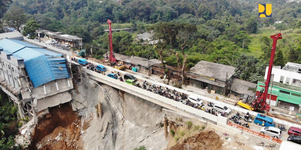 PUPR Targetkan Penanganan Jembatan Cikreteg Selesai Oktober