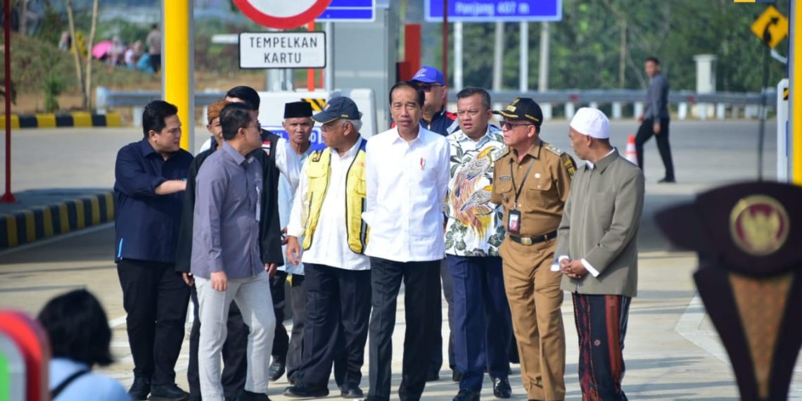 Presiden Jokowi Resmikan Ruas Tol Cigombong-Cibadak
