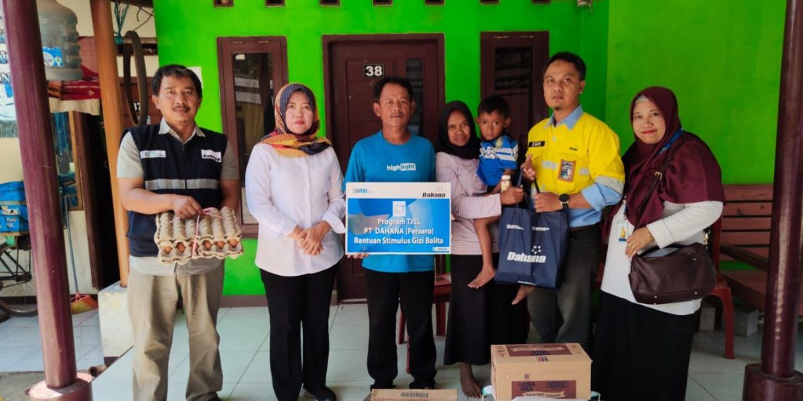 DAHANA Beri Bantuan Makanan Tambahan