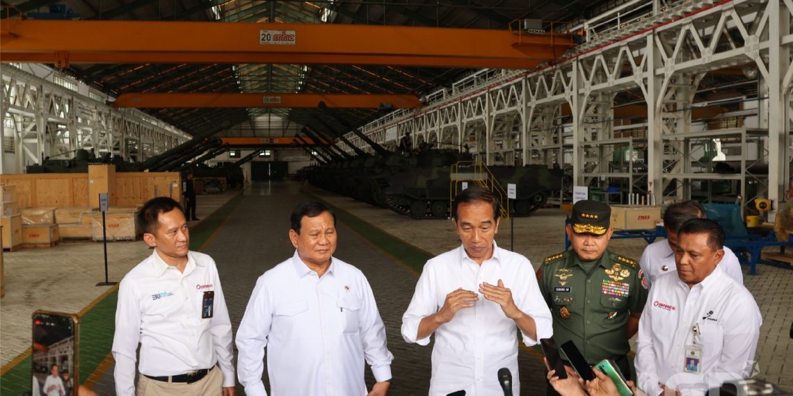 Presiden Jokowi Kunjungi Pindad DEFEND ID
