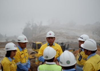 Komisaris DAHANA Kunjungi Site Project Semen Padang