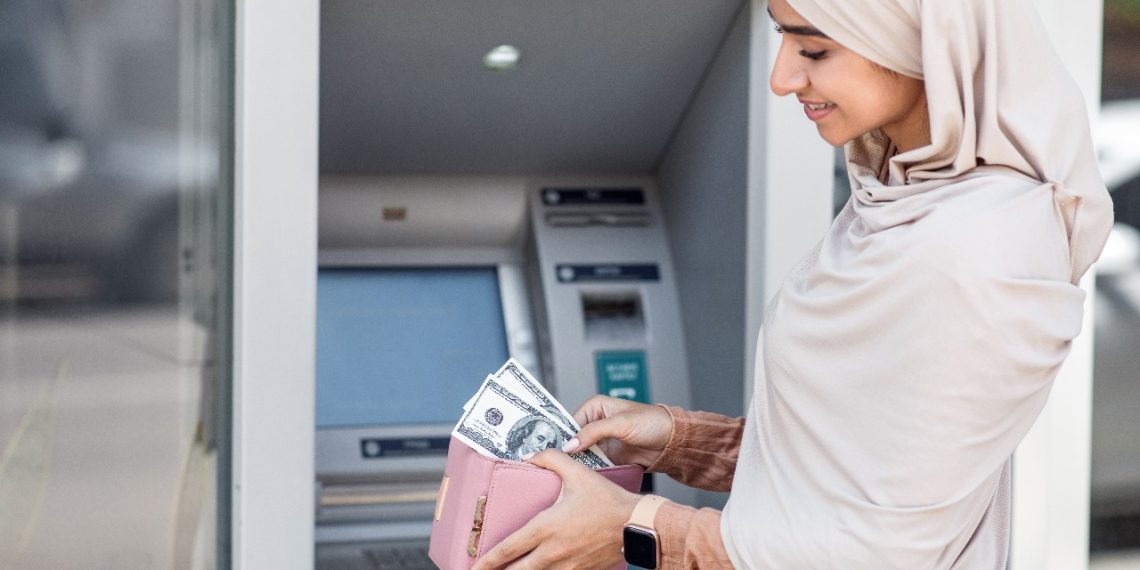 Mau ke Luar Negeri? Ini Biaya Transaksi ATM Internasional Hasil Riset Wise