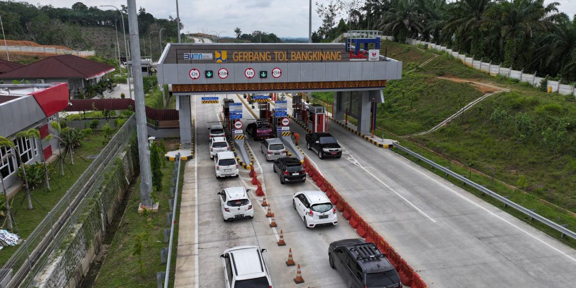 Trafik Kendaraan Lintasi JTTS Selama Nataru Naik 52%