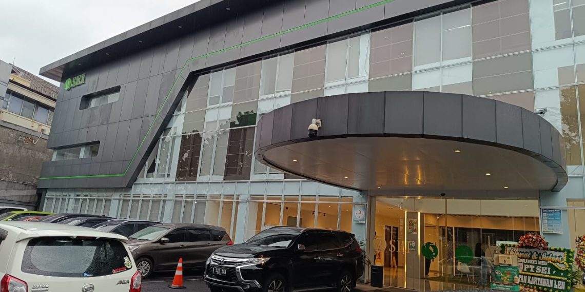 Menyambangi Kantor PT SEI yang Nyaman Plus Hemat Listrik Negara