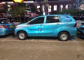 Pendiri Blue Bird Perbesar Pemilikan Saham