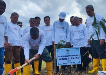 SKK Migas dan KKKS Tanam 2.500 Pohon Bambu