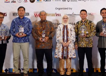 FIFGROUP Raih Penghargaan Mitra UMKM dalam UMKM Summit 2024