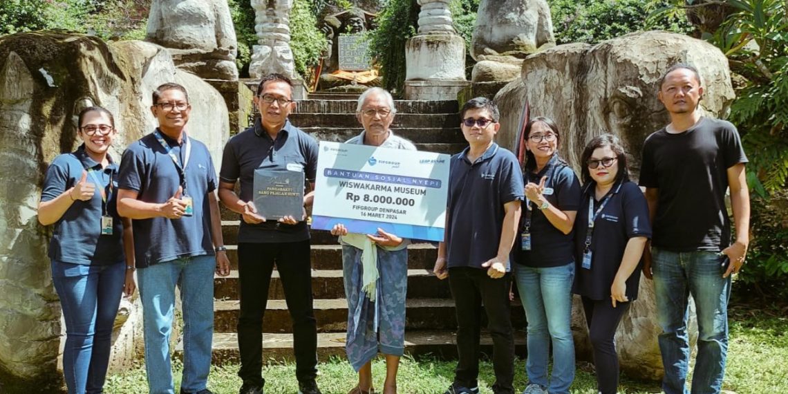FIFGROUP Salurkan Bantuan Sosial di Berbagai Daerah