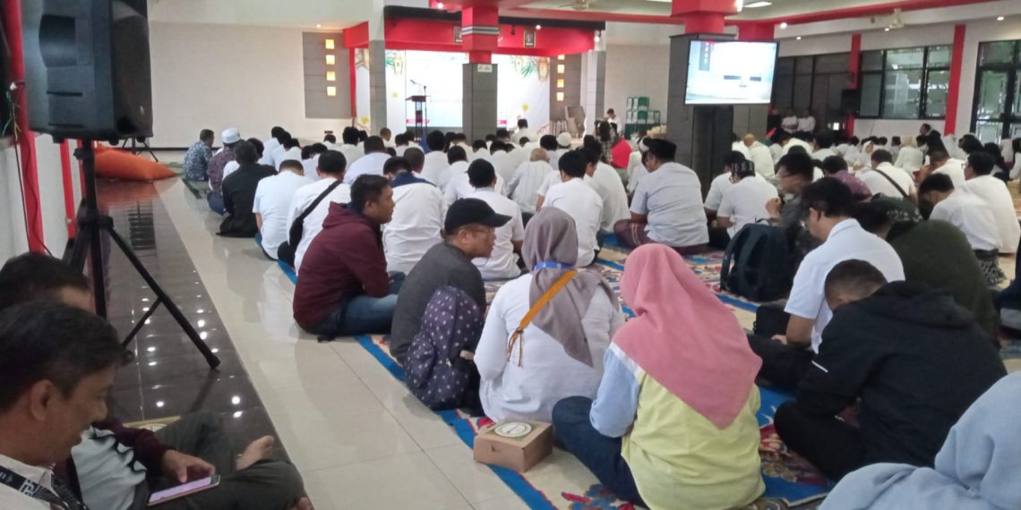 Len Industri Adakan Buka Puasa dan Berikan Santunan 10 Yayasan Yatim Dhu’Afa