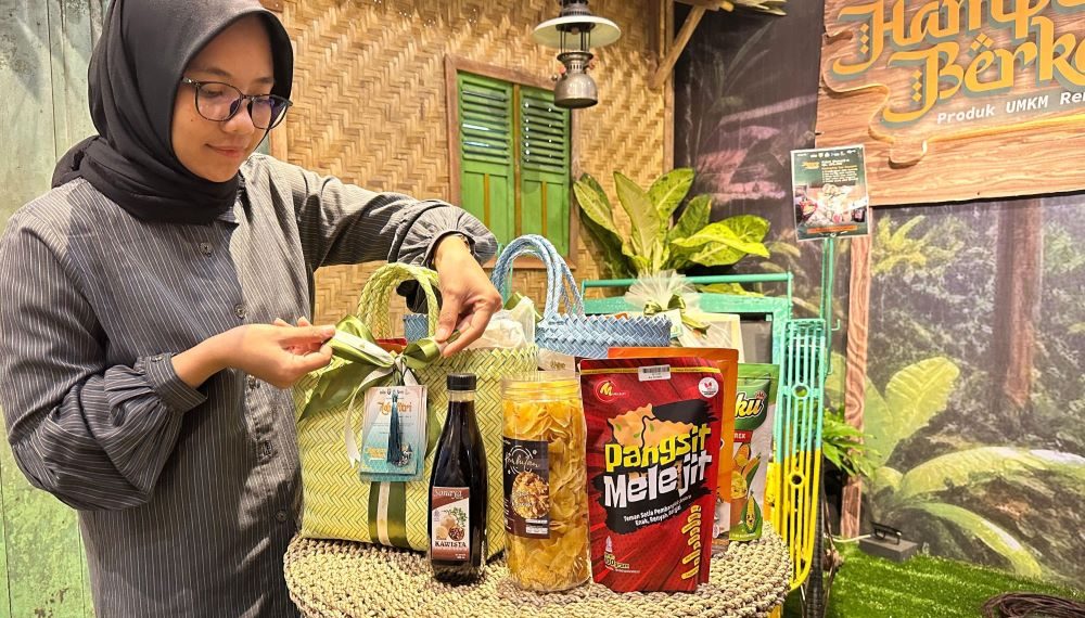 Rumah BUMN SIG di Rembang Cetak Lonjakan Penjualan Hampers Sebesar 30%