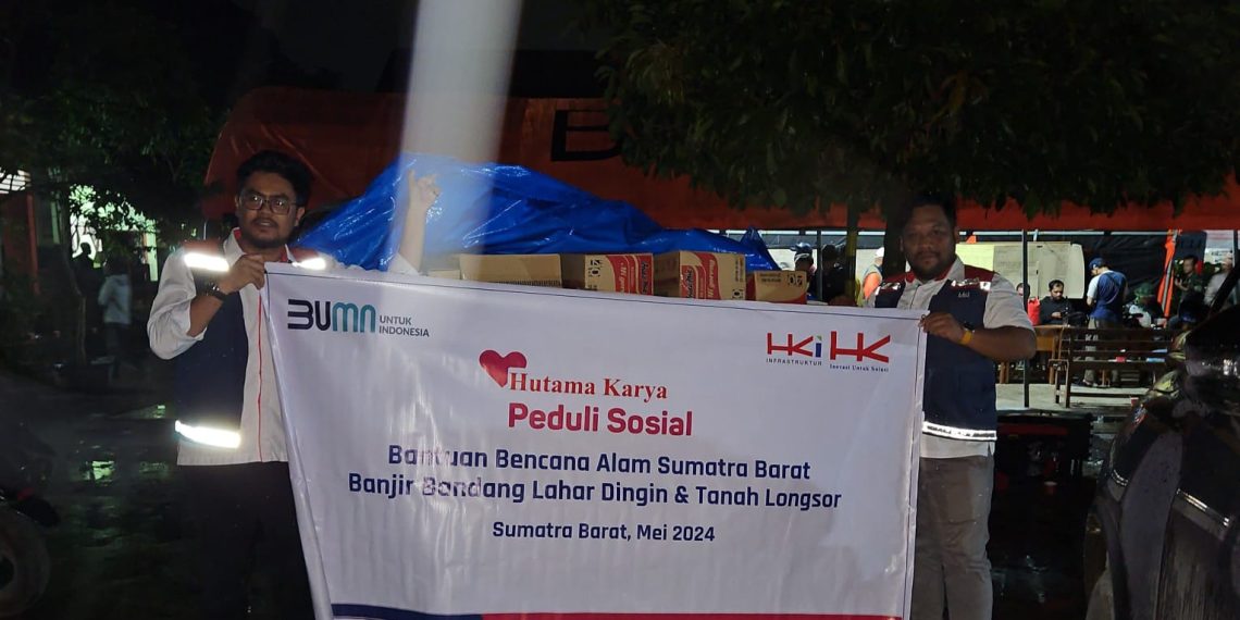 Hutama Karya Salurkan Bantuan Korban Banjir dan Tanah Longsor