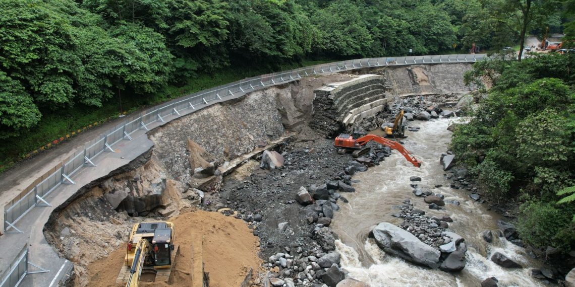 HKI Percepat Penanganan Jalan Terdampak Bencana Padang