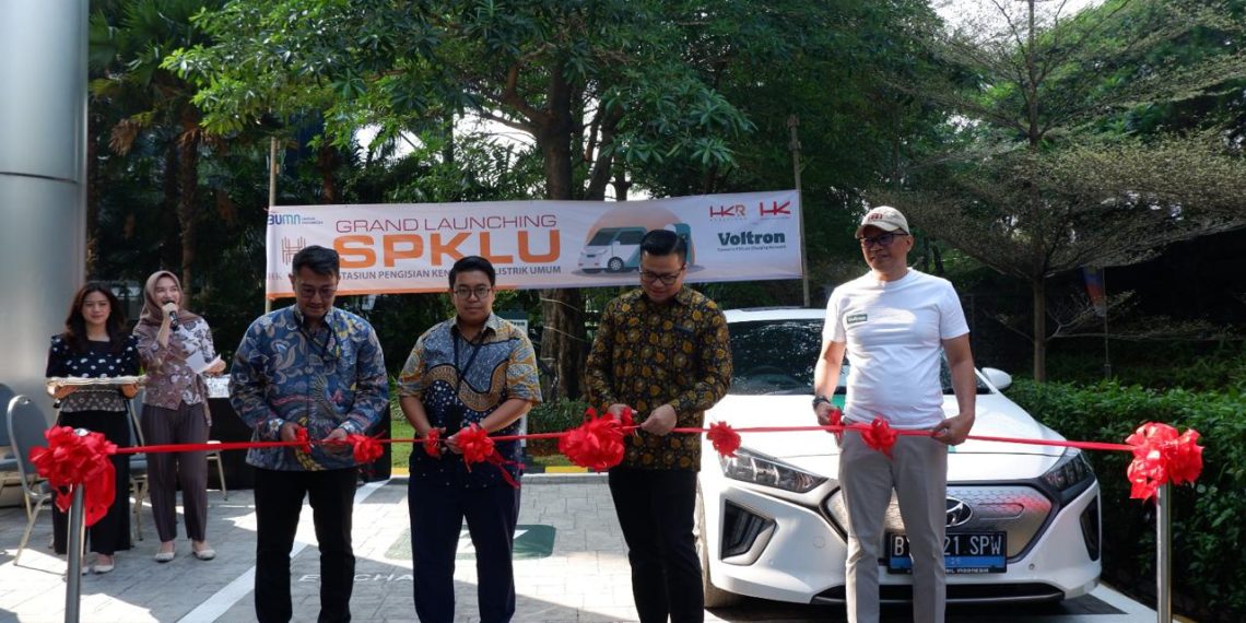 HK Realtindo dan Voltron Kolaborasi untuk Penyediaan Charging Station Kendaraan Listrik