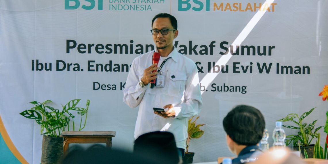BSI dan BSI Maslahat Resmikan Wakaf Sumur di Subang