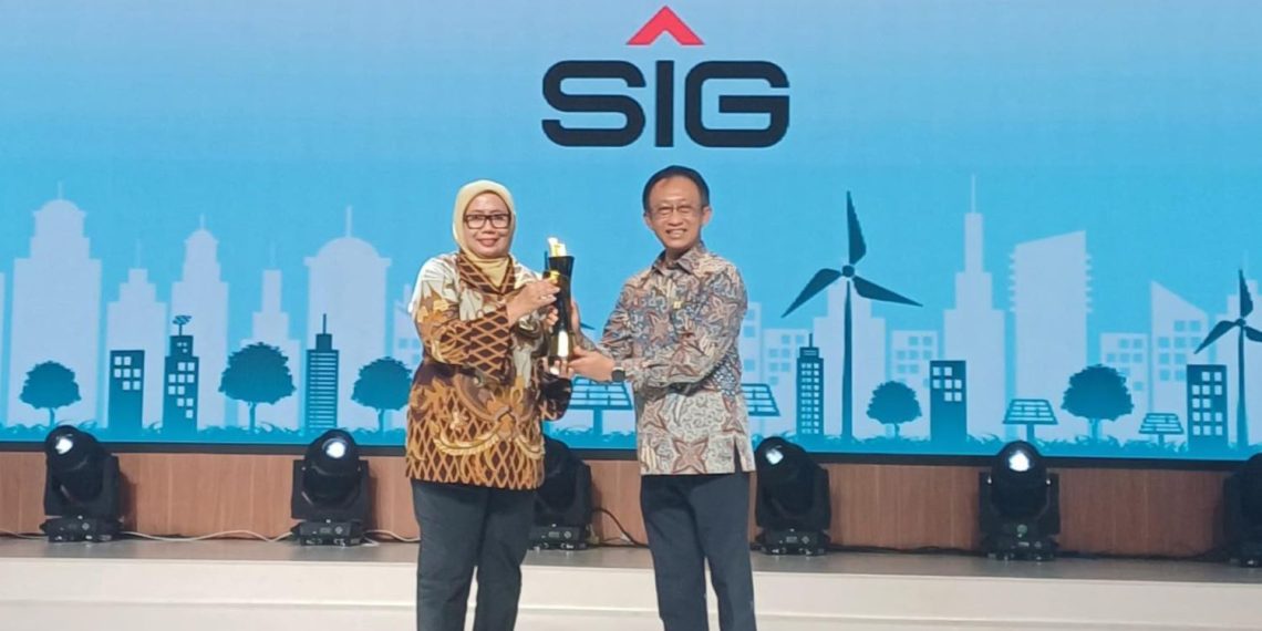 SIG dan PLN Perkuat Sinergi untuk Akselerasi Transisi Energi Menuju Industri Hijau