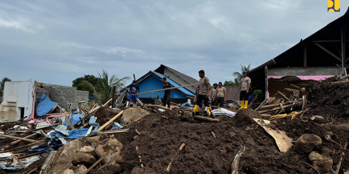 Pasca Banjir di Rua Ternate, Menteri Basuki: PUPR akan Bangun 20 Sabo Dam