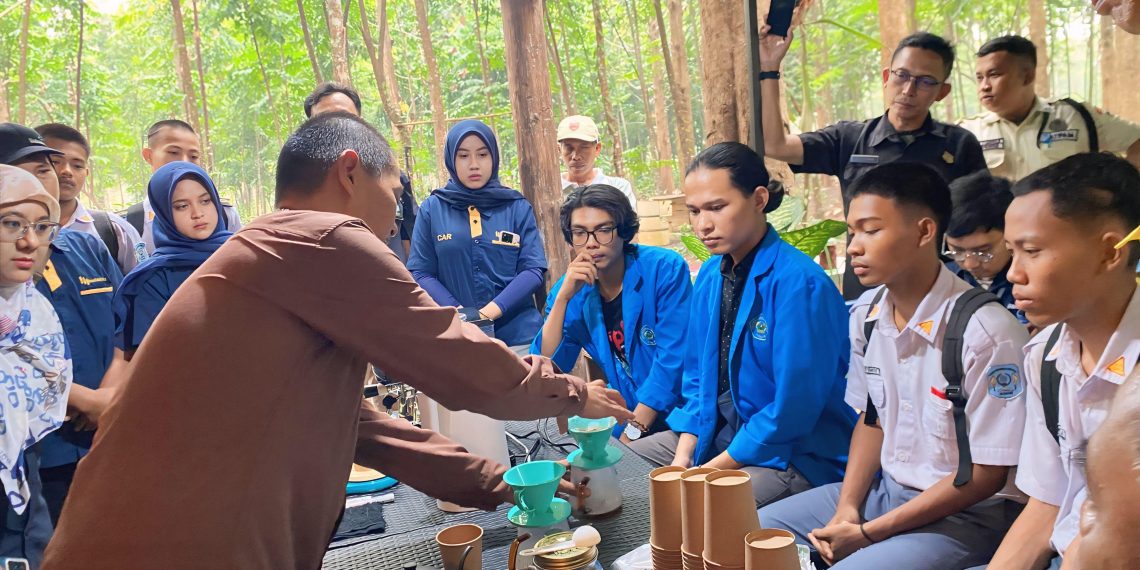 DAHANA Gelar Pelatihan Barista di Hari Kopi Internasional