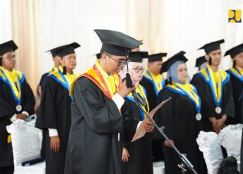 Wisuda X STT PU, Menteri Basuki: Jadilah Insan PUPR yang Berdedikasi Tinggi dan Mengabdi Paripurna