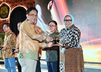 Dari Kementerian ESDM, SIG Diganjar 16 Penghargaan Good Mining Practice 2024