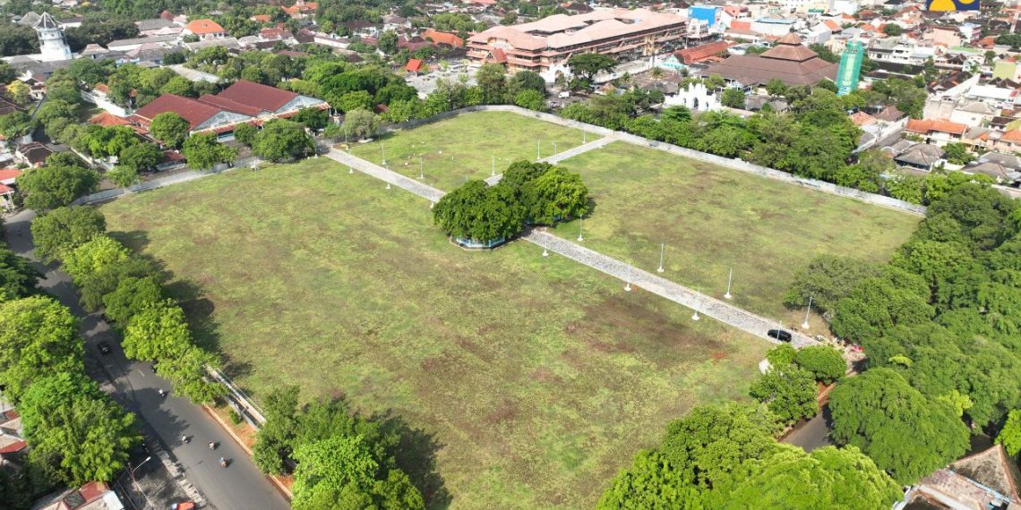 Kementerian PU Tata Kawasan Keraton Kasunanan Surakarta dan Koridor Pedestrian