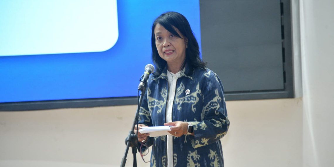 Hadiri Simposium di Undip Semarang, Wamen Diana Tekankan Pentingnya Smart Vertical Housing