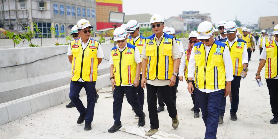 Menteri Dody Tinjau Progres Underpass Joglo Surakarta