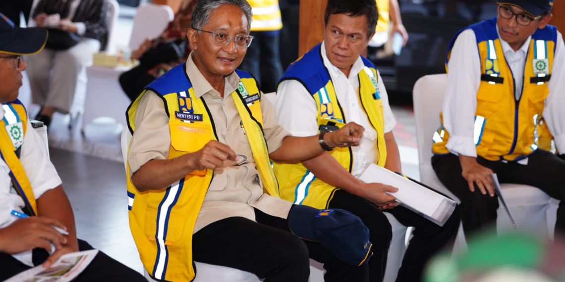 Tinjau Bendung Karangtalun, Menteri Dody Optimalkan Infrastruktur Irigasi untuk Dukung Ketahanan Pangan