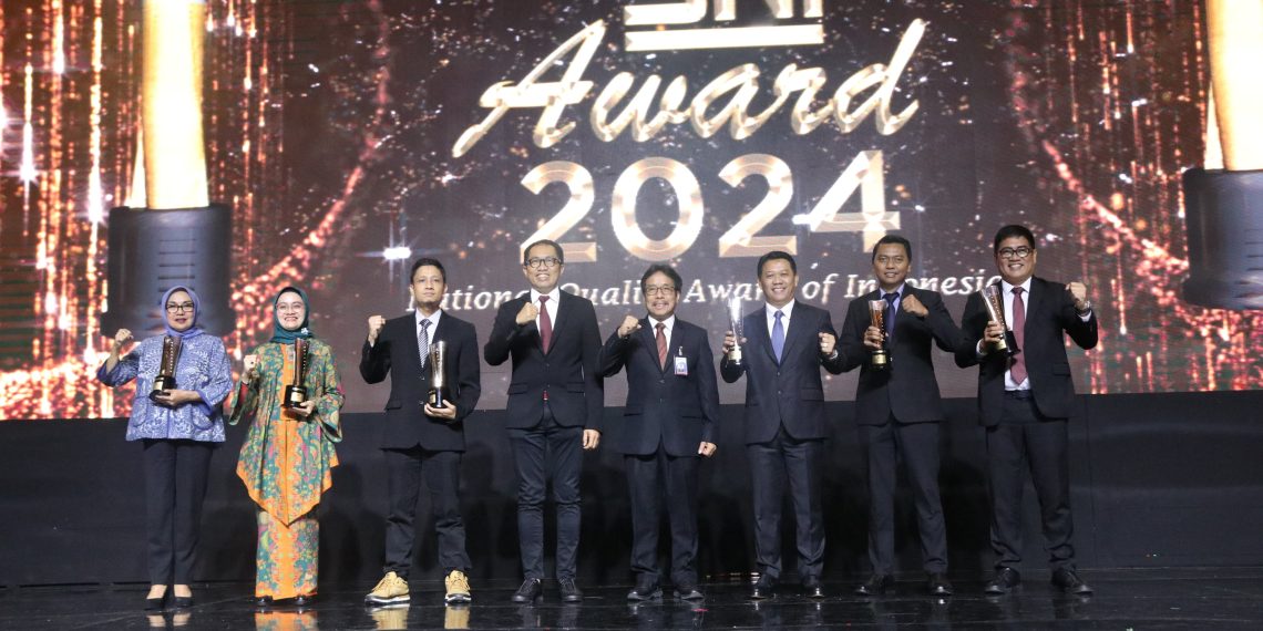 Daftar Penerima SNI Award