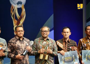 Kementerian PU Raih Penghargaan Informasi Geospasial Ke-6 pada 2024
