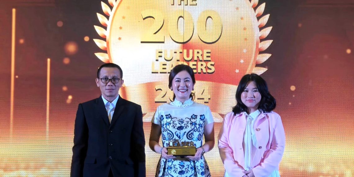 FIFGROUP Torehkan Prestasi di Ajang Top 100 CEO dan The 200 Future Leaders 2024