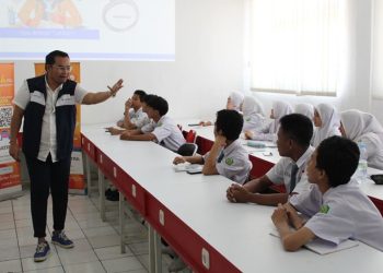 FIFGROUP Libatkan 19.500 Guru dan Siswa dalam Program MENYALA untuk Tingkatkan Literasi Keuangan