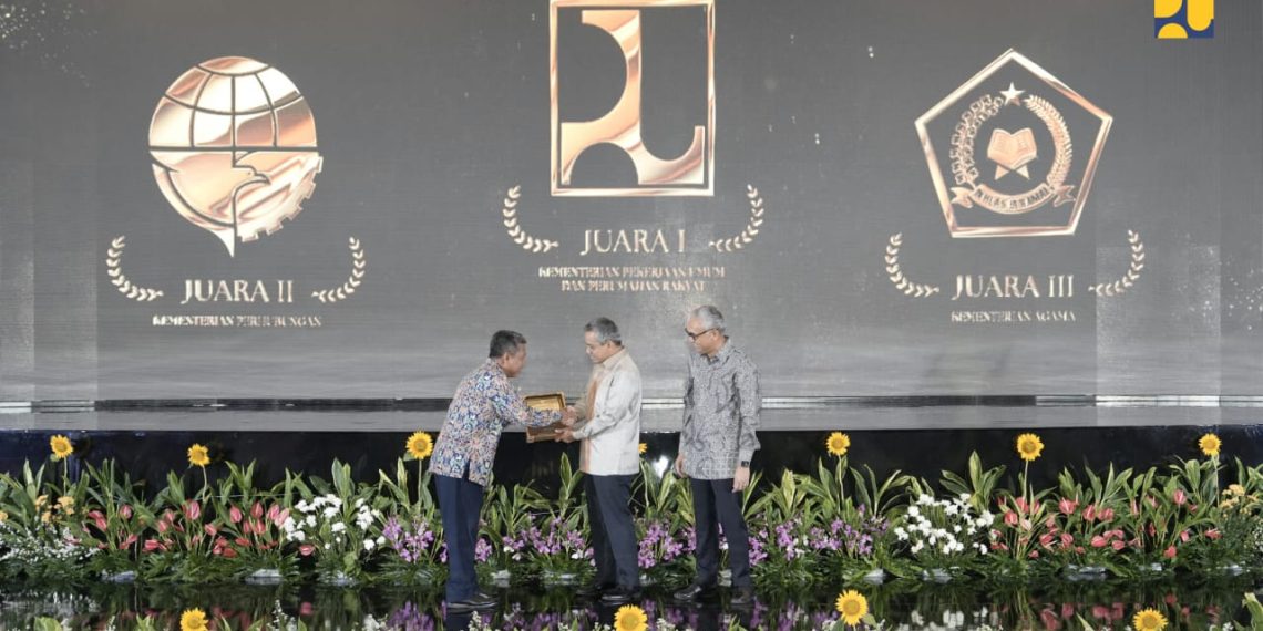 Kementerian PU Kembali Raih Juara I Kategori Sertipikasi Barang Milik Negara pada Anugerah Reksa Bandha 2024